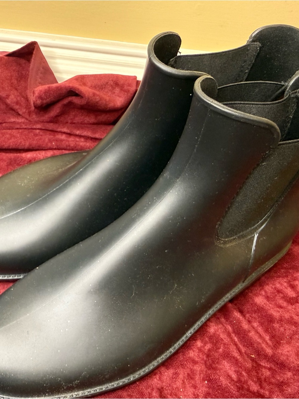 Asgard Rain Booties Unworn Excellent Condition